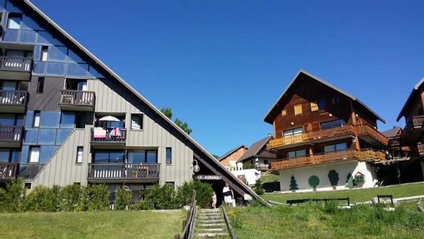 Au pied des Aiguilles De Chabrière POUR 4 invités.