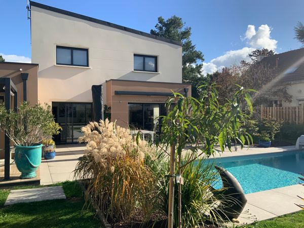 Grande maison au cœur d’un bourg