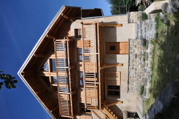Beau chalet à la montagne - Été et hiver