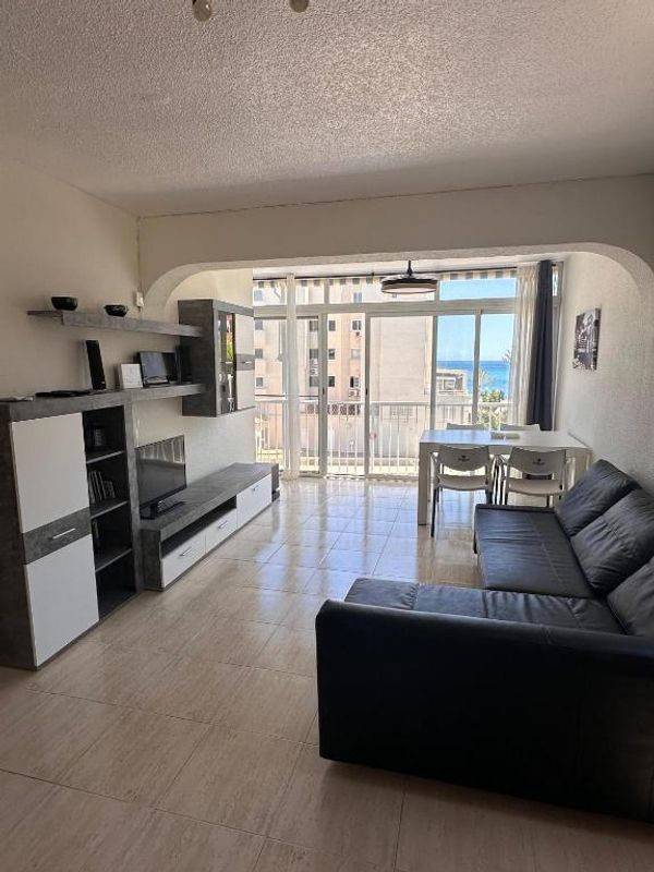 Appartement 2 chambres à quelques mètres de la mer et de tous les services