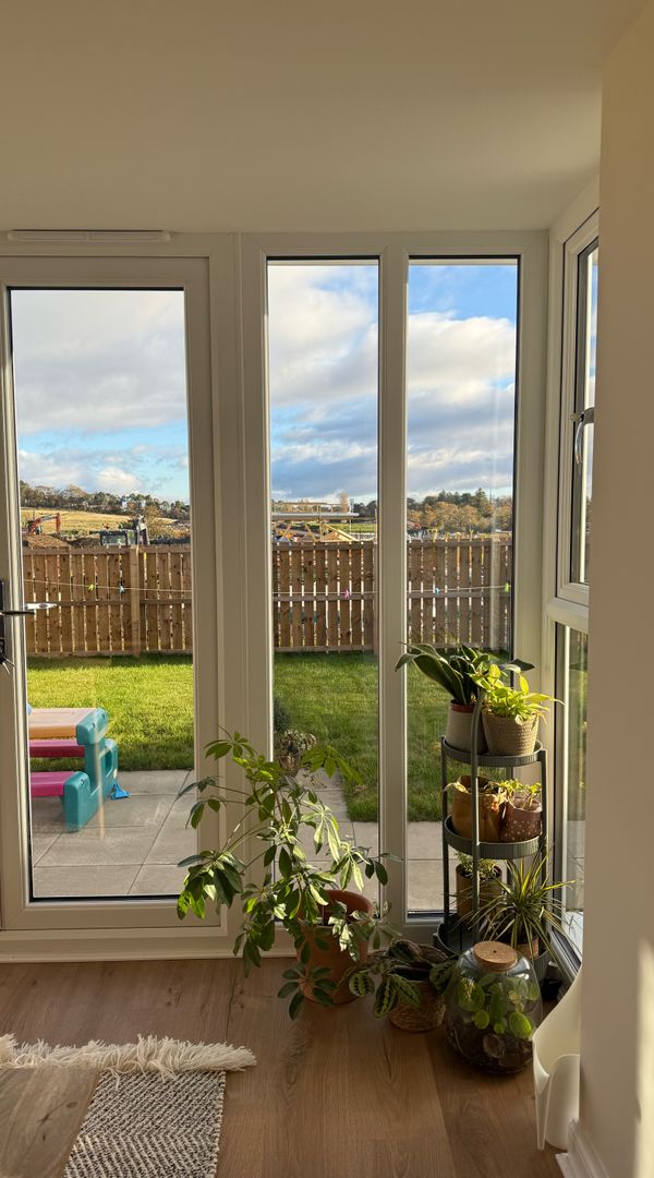 4 bedroom, 4 bathroom, countryside home near Glasgow.