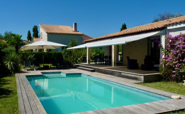 Sunny house in the south of France