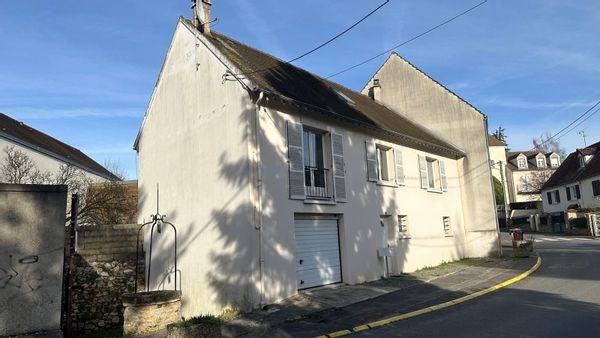 La maison de Mickael dans un petit village Français à 15 mins de Disney