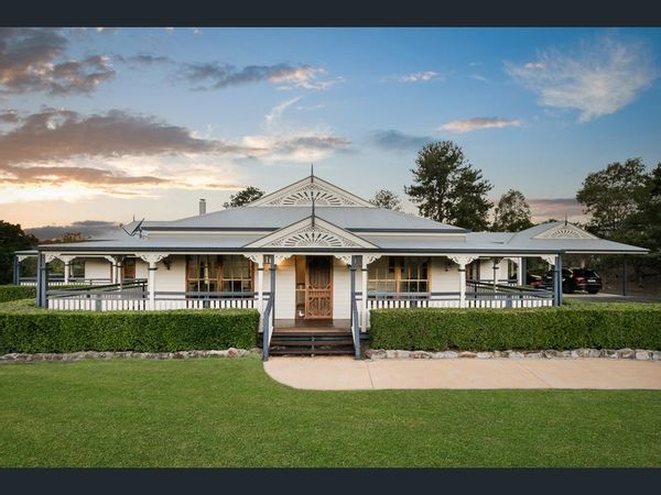 Madeleine and Rowans hus