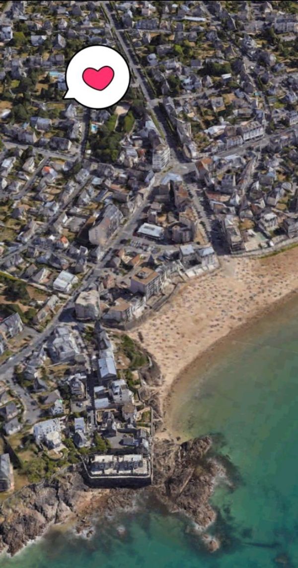 Pour 2 invités : Cigale et goélands à 5 minutes à pieds de la plage