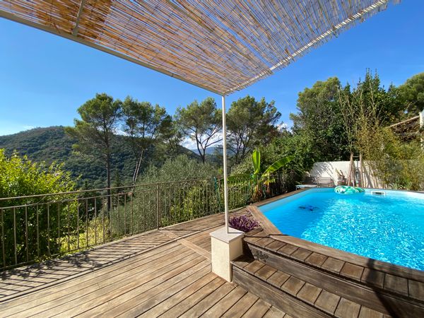 Le petit havre de paix azuréen de Pierre & Isabelle