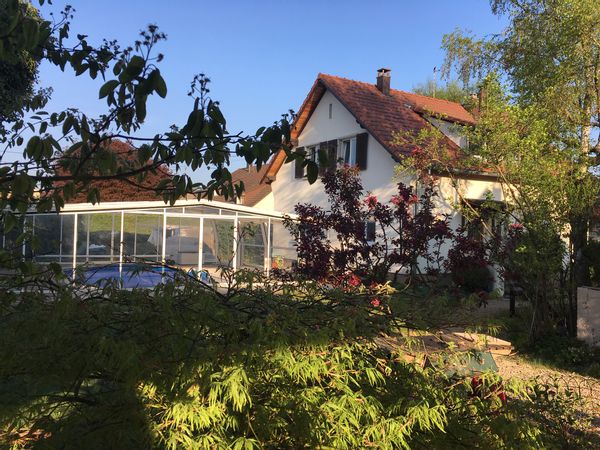 La maison de Karine, Cédric et leurs enfants