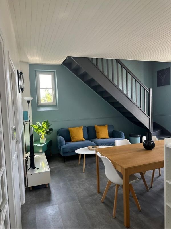 Meriton's house