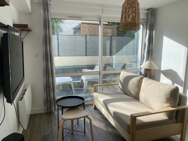 Appartement en rez de Maison des F3a
