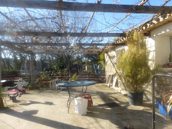 ancienne écurie transformée en habitation provençale