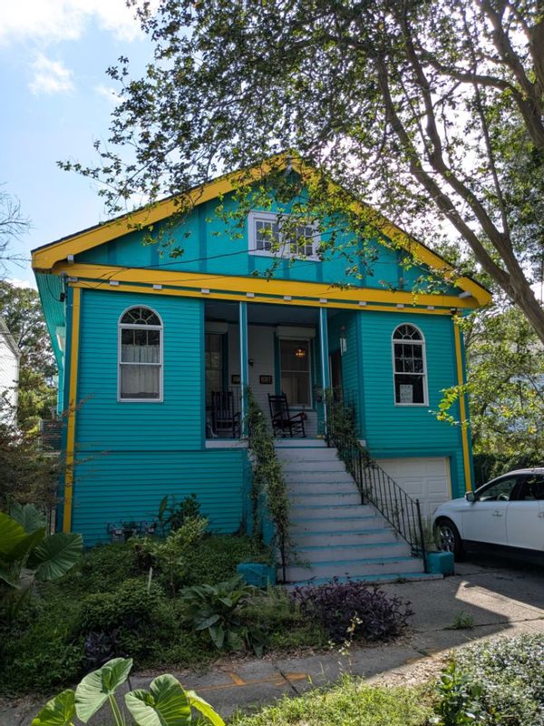 Nice New Orleans Uptown Apartment