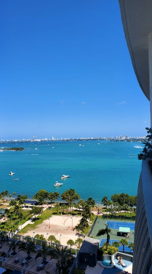 Minimum one month, reciprocal exchanges only. Miami's best location