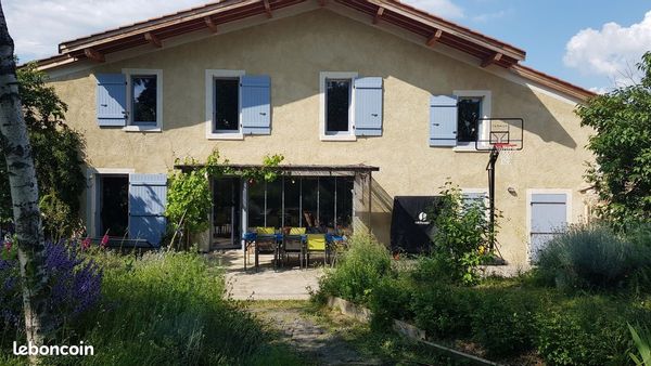 La maison d'Erick Chloé Marilou Anis et Roméo