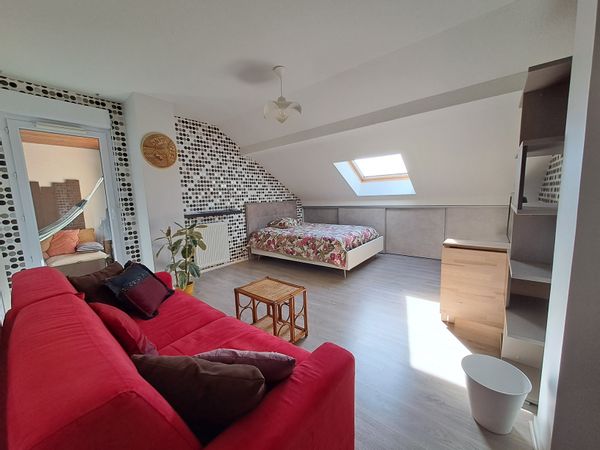 Chambre 18 m2  à la campagne proche d'Annecy