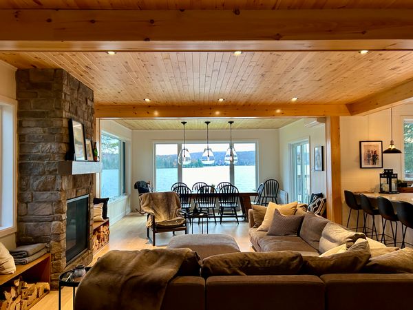 Chaleureux chalet Lac Sept-Iles