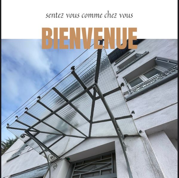 Laura & Gwen's house