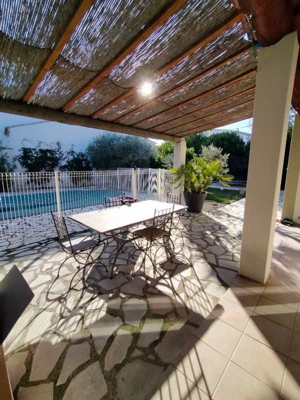 La maison de Steven et Yvelise au pied des Alpilles