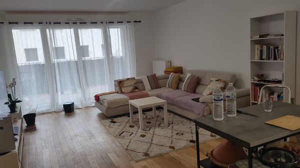 Bel appartement proche station métro