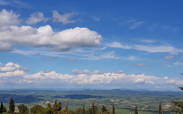 casa per l'osticcio vista fortezza e val d'orcia