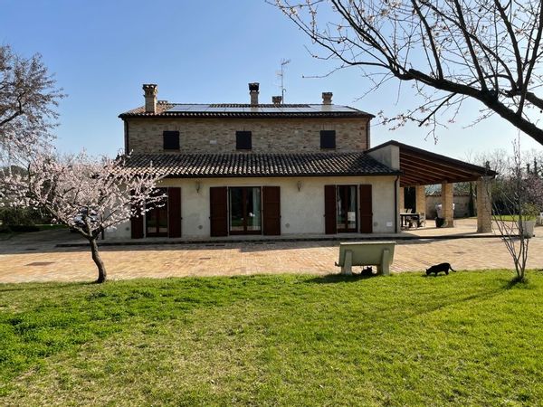 Edoardo's house