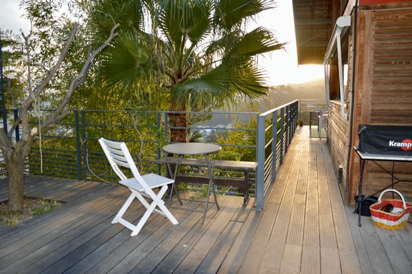 Chambre spacieuse avec vue