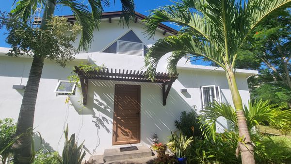 Beach House of Diana and Jean-Baptiste