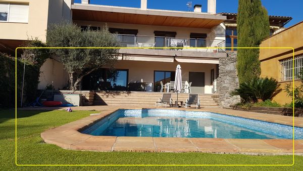 Apartamento en planta baja con piscina privada