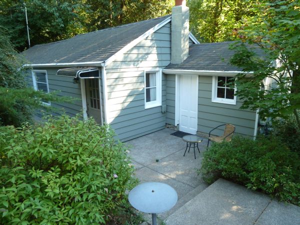 Cottage on the Creek