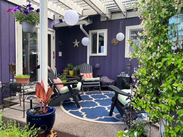 Jodi & Michael's private room. Please reach out if you’re interested in shared experience.