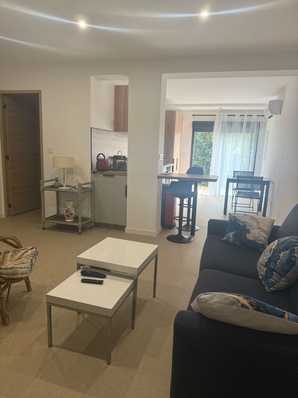 Grand studio Toulon Faron