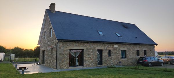 Maison proche du Mont Saint Michel, plages normandes et bretonnes.