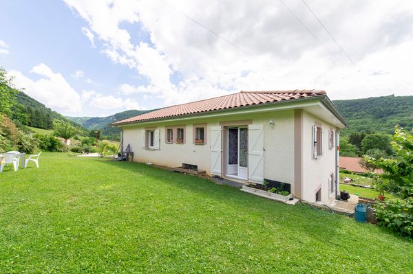 Doudou's house