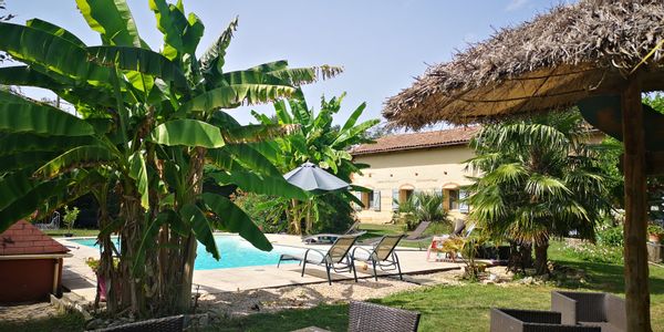 La maison fleurie et colorée de Nathalie et Jérôme, Sud toulousain