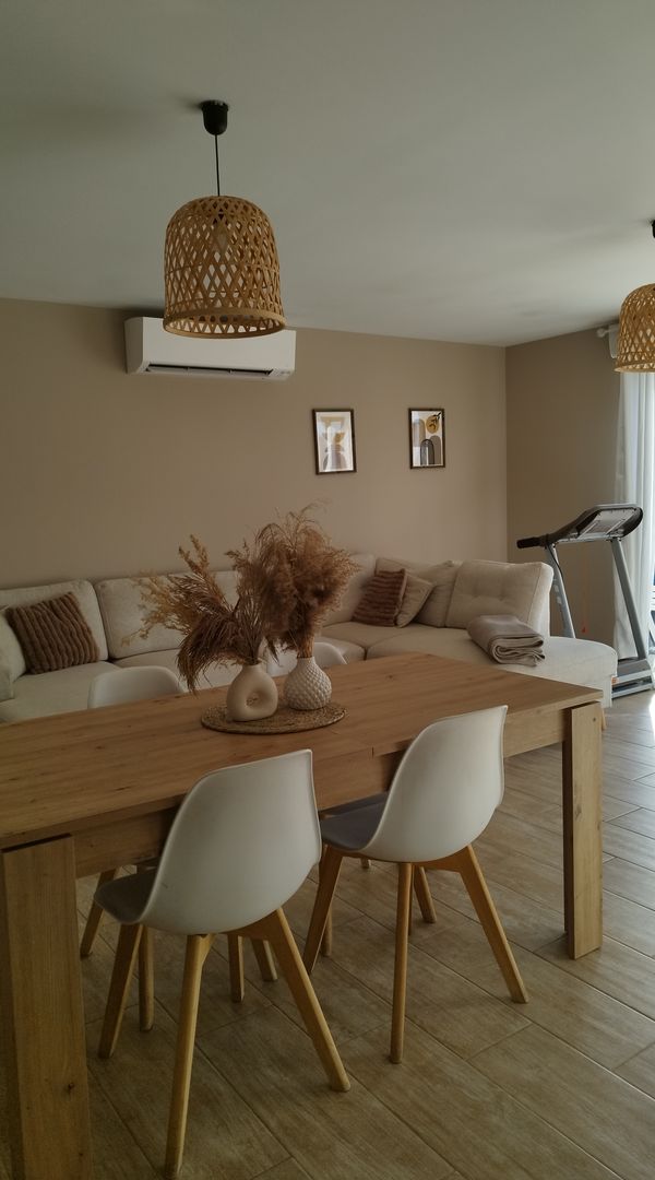 Aurelie's house