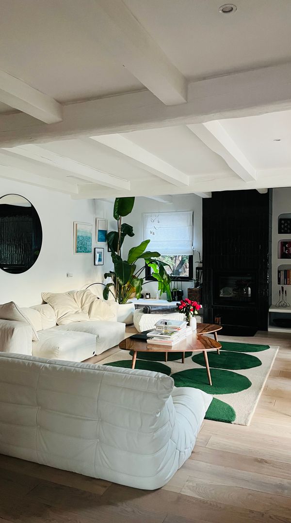 La maison de Patricia et Sebastien chaleureusement rénovée au cœur des villages du Haut Var.