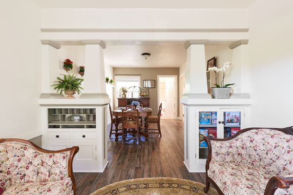 Waterside 2 story home downtown Vallejo next to Napa, Ferry to SF (Prefer 1 week stay minimum)