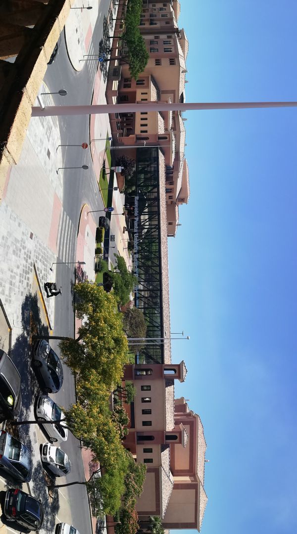 Pequeño apartamento con terraza en urbanización con piscina cerca de la playa en Punta Umbria