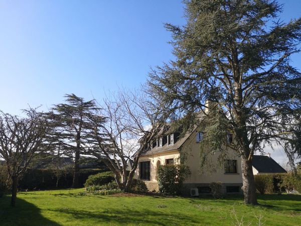 Home in Lanvallay