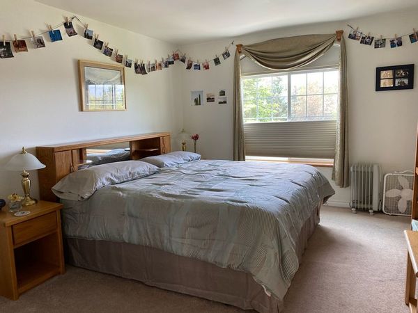 Eric & Heidi's private room