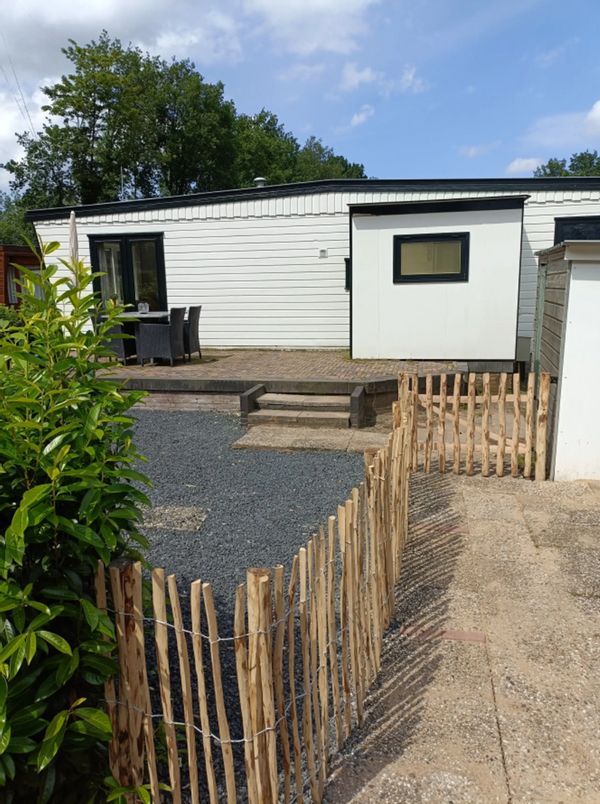 Floor's Holiday Home near the forest