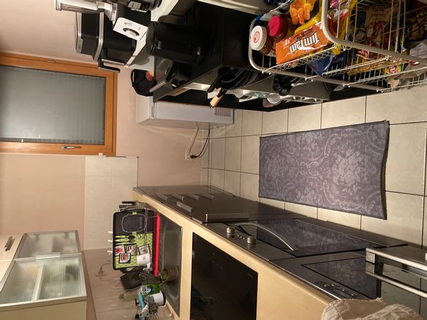 Famille Temarono Perronis hus