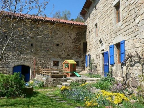 Grande maison au Pays de la Bête du Gévaudan