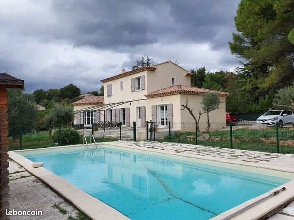 Les chambres privées de Michel (non disponibles Juillet/Aout et vacances scolaires).