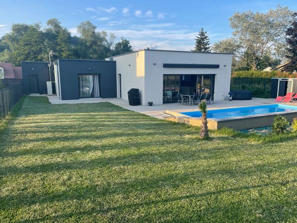 Maison piscine dispo guèst point aout