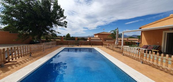 Detached house in a little mountain village close to everything !