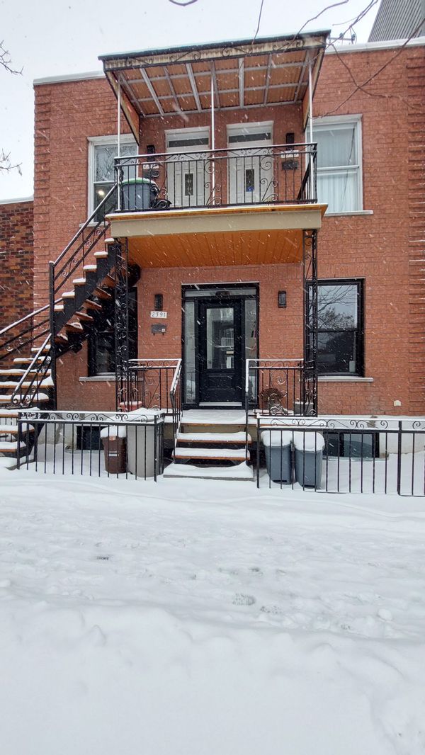 Adeline, Vincent et les enfants s Haus