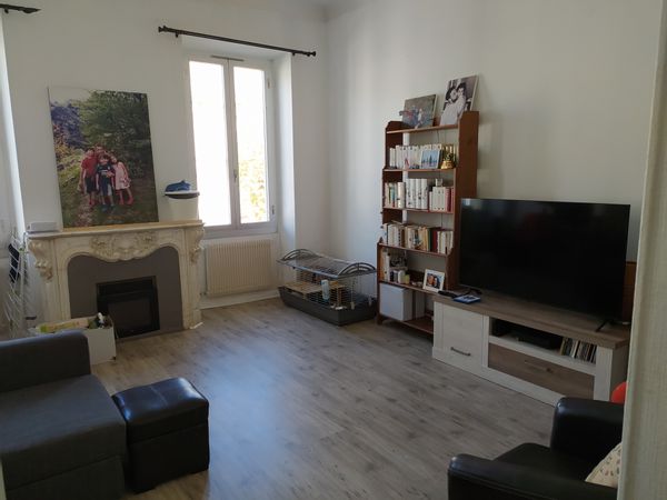 Laura & Romain's house