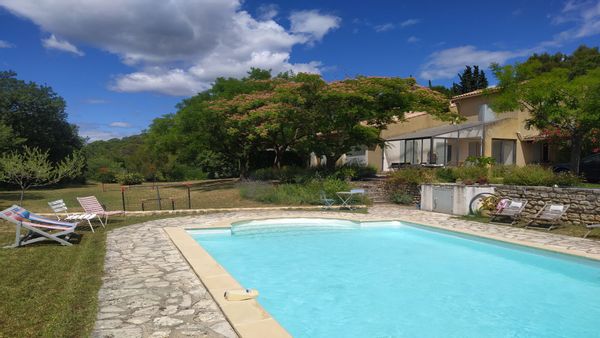 Maison vue imprenable vallee de la Cèze. Échange réciproque ou séjour de 2 semaines privilégiés.
