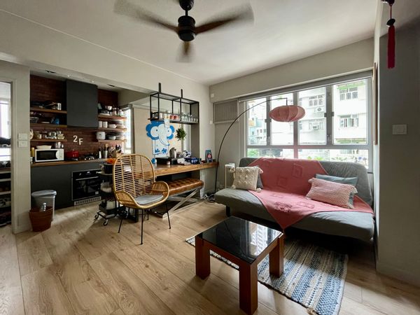 Renovated apartment in the heart of Sai Ying Pun, Hong Kong