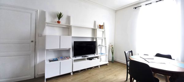 Appartement pour 4 personnes, 2 chambres, centre ville avec jardin.